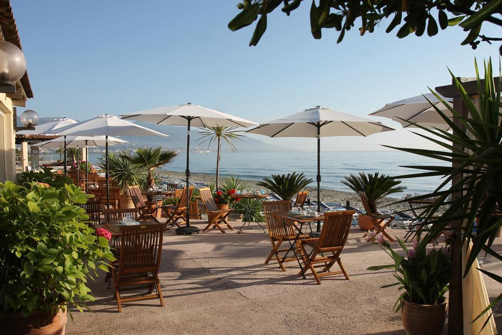 Hotel Pineto Бигулия Екстериор снимка