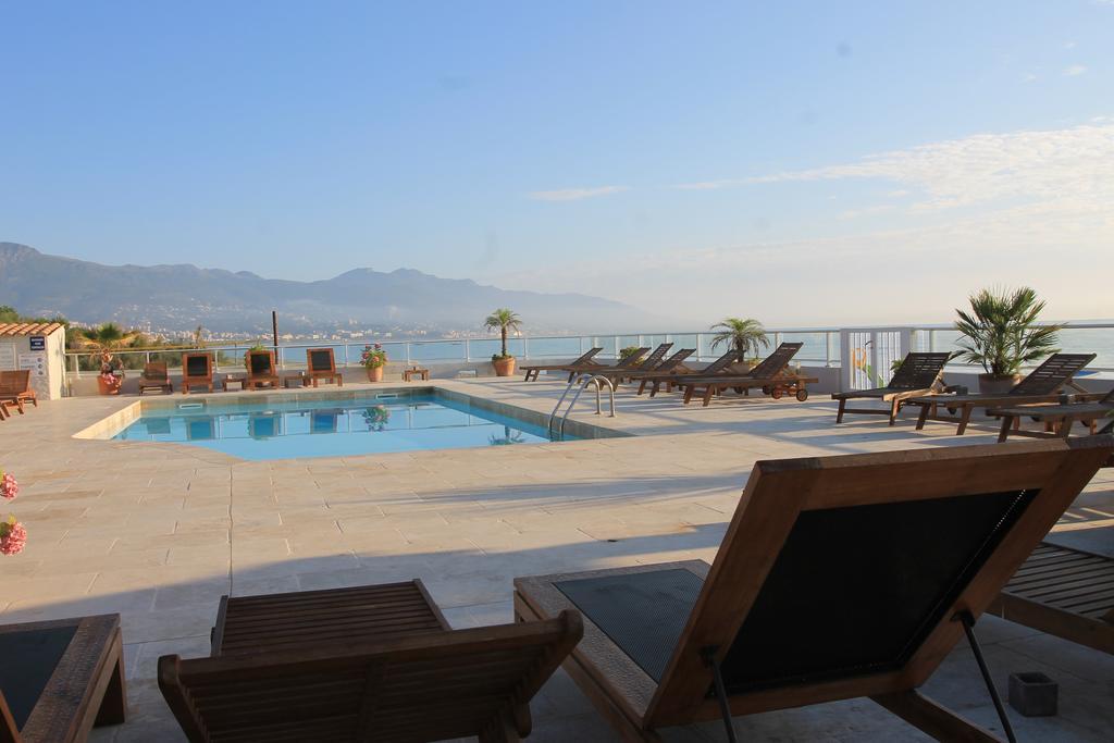 Hotel Pineto Бигулия Екстериор снимка